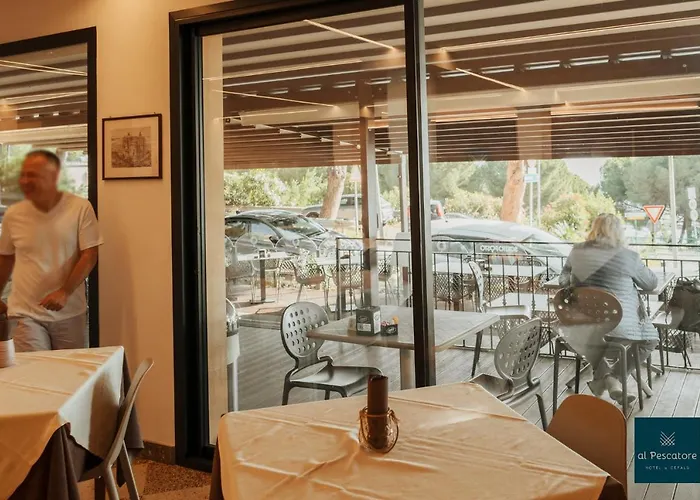 酒店 Al Pescatore 切法卢